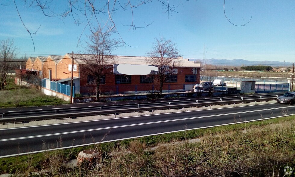 Industriel dans Paracuellos De Jarama, MAD à louer - Photo principale - Image 1 de 7