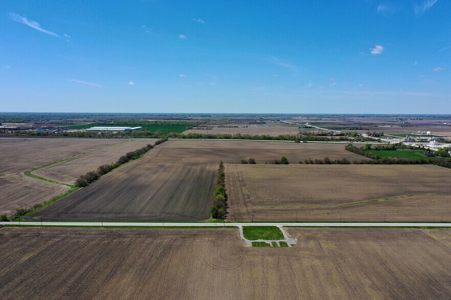 Sec 4 Twp 31 R 12E, Bourbonnais, IL à vendre - Aérien - Image 3 de 13