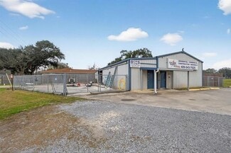 More details for 3050 E Parkway St, Groves, TX - Flex for Sale