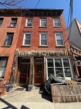 82 Franklin St, Brooklyn, NY à louer Photo du bâtiment- Image 1 de 2