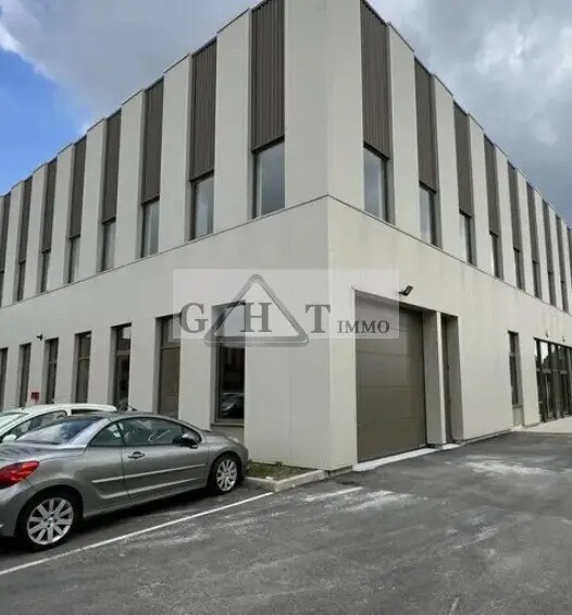 Industriel dans Tremblay-en-France à vendre Photo du bâtiment- Image 1 de 6