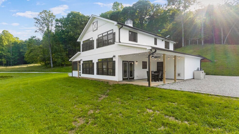 1651 Winding Stairs rd, Topton, NC à vendre - Photo du bâtiment - Image 3 de 69