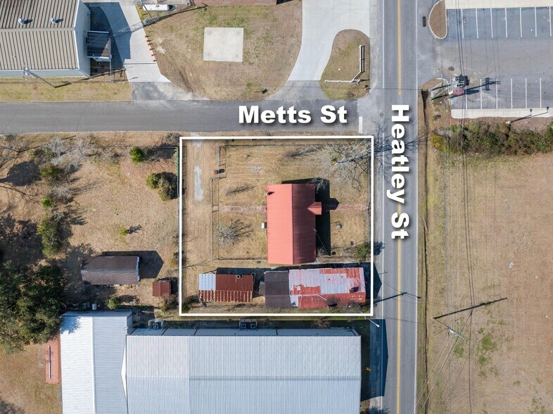 Two parcels for sale portefeuille de 2 propriétés à vendre sur LoopNet.ca - Aérien - Image 3 de 22