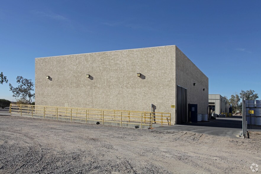546-566 W Centennial Blvd, Casa Grande, AZ à vendre - Photo du bâtiment - Image 3 de 6