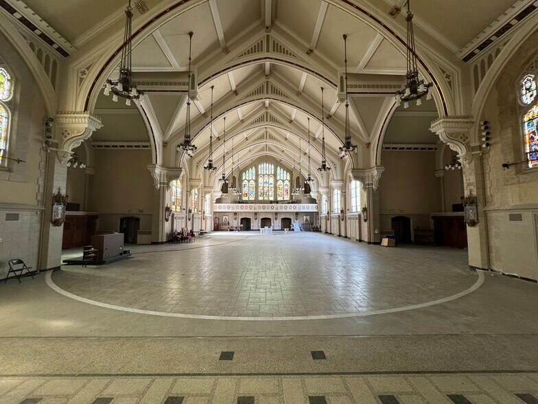 1000 47th St, Chicago, IL à vendre - Photo intérieure - Image 3 de 10