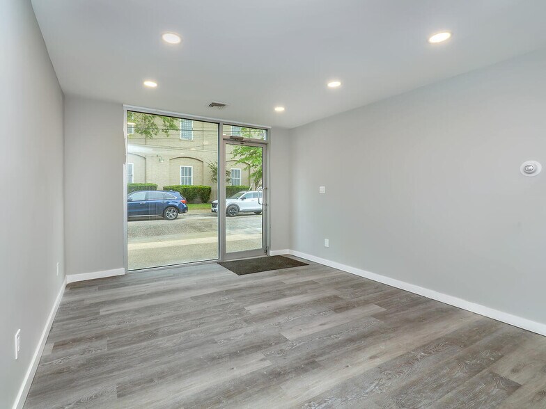 31 Myrtle St, Manhasset, NY à louer - Photo intérieure - Image 3 de 8