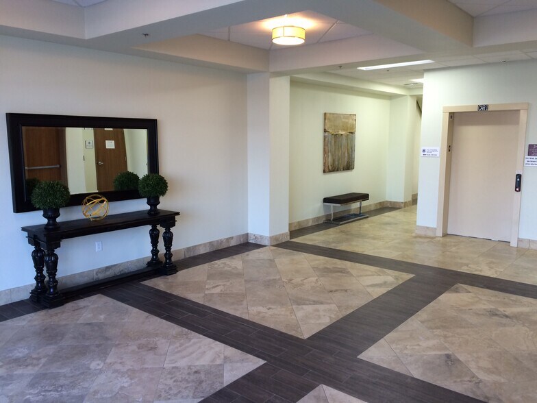 744 P St, Fresno, CA à louer - Photo intérieure - Image 2 de 9