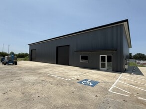 4540 FM 1102, New Braunfels, TX for lease Interior Photo- Image 2 of 7