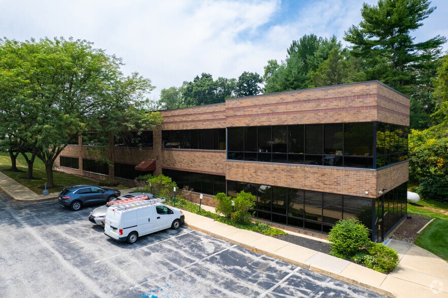 415 McFarlan Rd, Kennett Square, PA for lease - Building Photo - Image 3 of 19