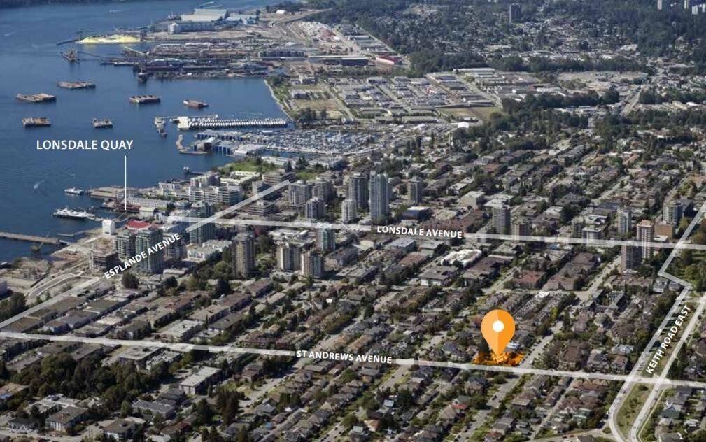 216-224 E 3rd St, North Vancouver, BC à vendre Aérien- Image 1 de 1