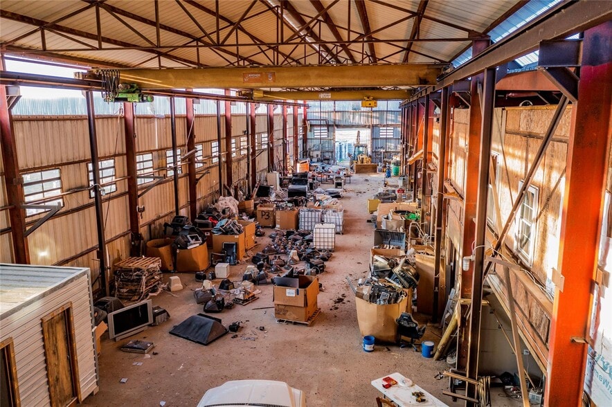 2020 Haymarket Rd, Dallas, TX for sale - Interior Photo - Image 2 of 20