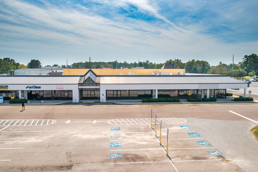 5101 Ashley Phosphate Rd, North Charleston, SC à louer - Photo du bâtiment - Image 2 de 14