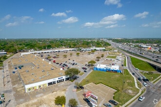 1165 S Stemmons Fwy, Lewisville, TX - Aerial  map view