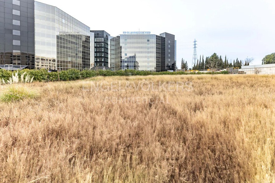 Land in Barberà del Vallès, Barcelona for sale - Building Photo - Image 3 of 4