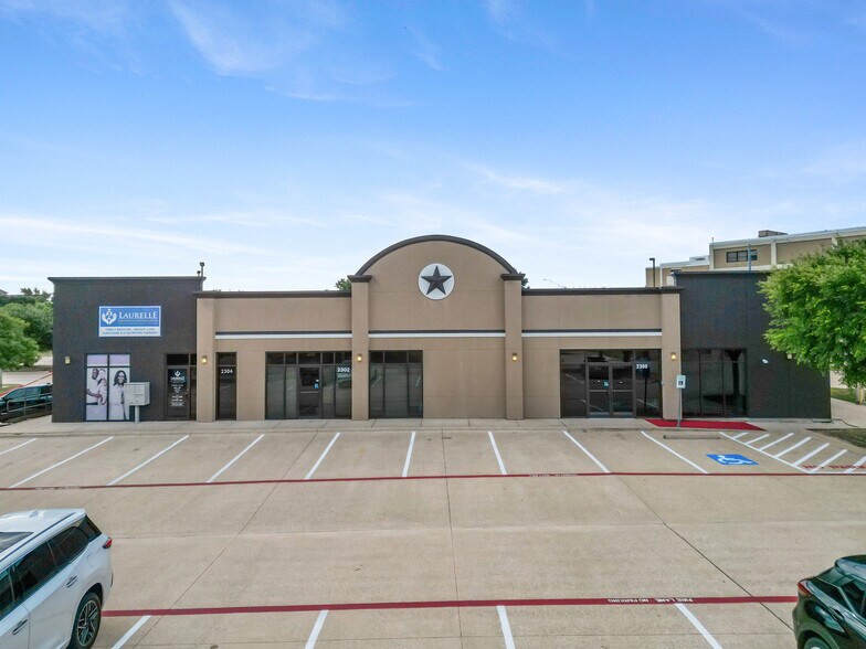 2304 De Lee St, Bryan, TX à louer - Photo du bâtiment - Image 2 de 10