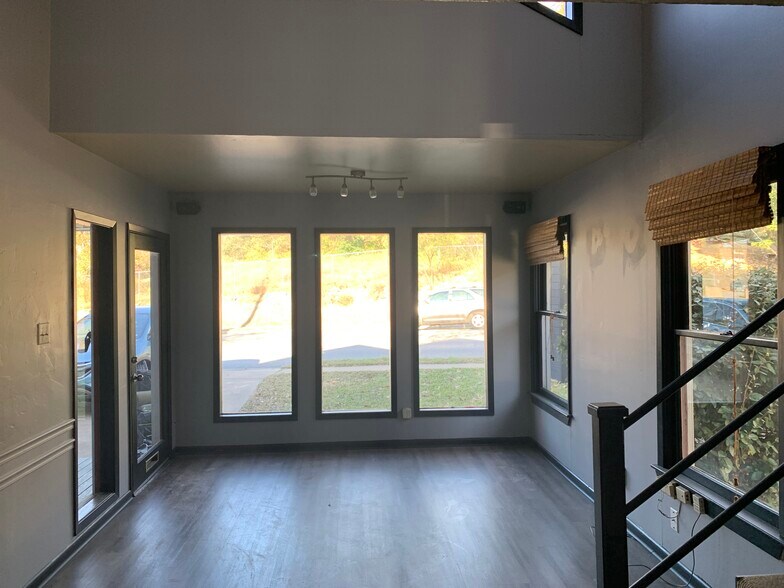 1619 W 6th St, Austin, TX à louer - Photo du bâtiment - Image 3 de 13