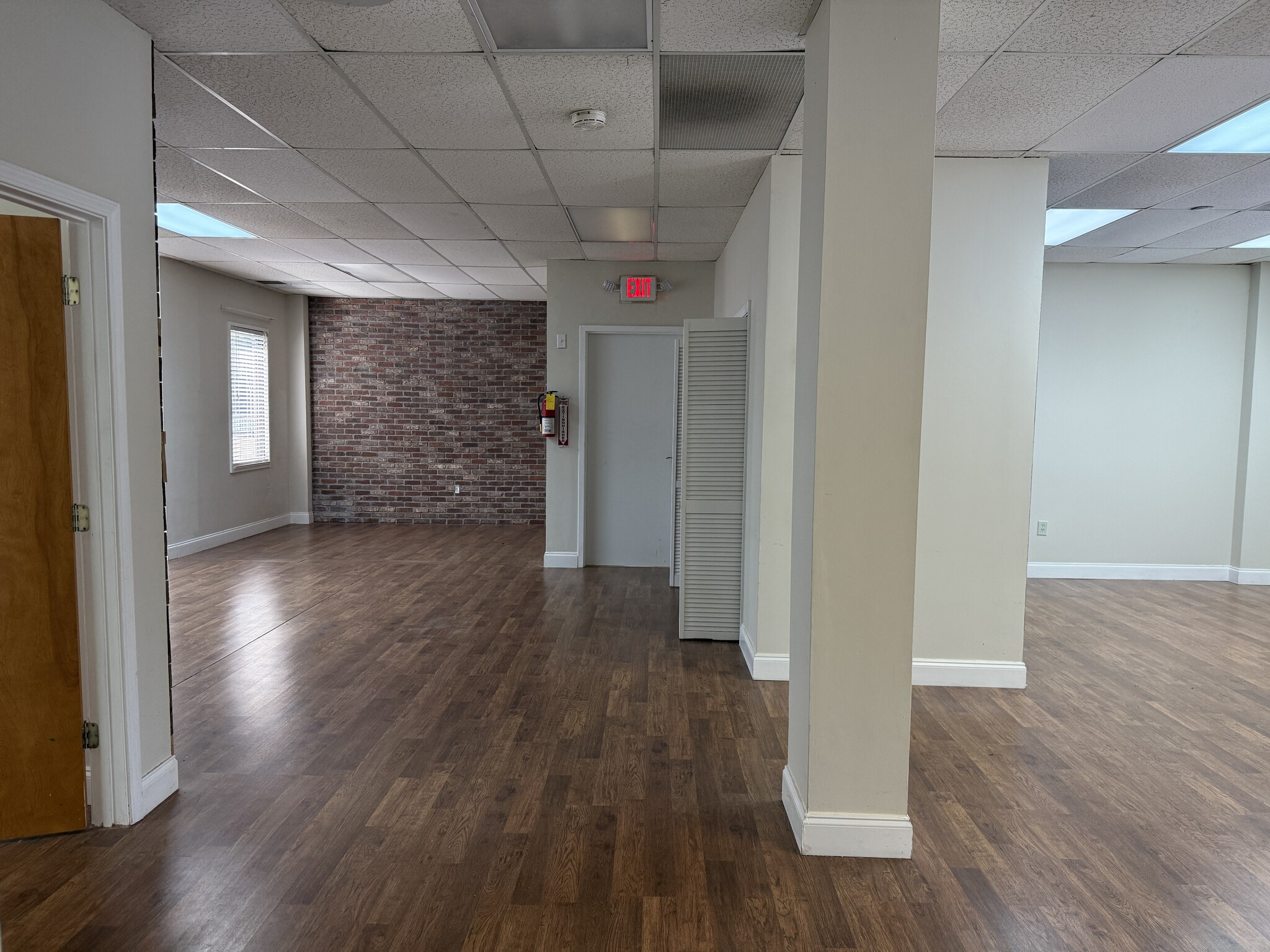 1350 Tidwell Dr, Alpharetta, GA à louer Photo intérieure- Image 1 de 4