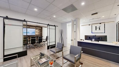 7000 W Palmetto Park Rd, Boca Raton, FL à louer Numérisation 3D de Matterport- Image 1 de 9