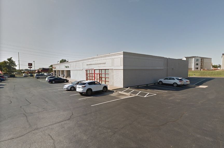 4122 Mexico Rd, Saint Peters, MO à louer - Photo du bâtiment - Image 2 de 2