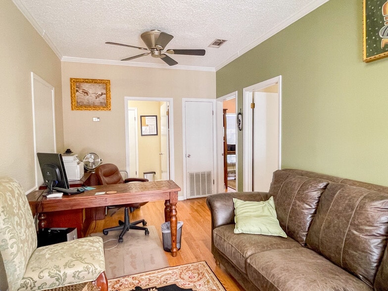 5525 Superior Dr, Baton Rouge, LA for sale - Interior Photo - Image 2 of 8