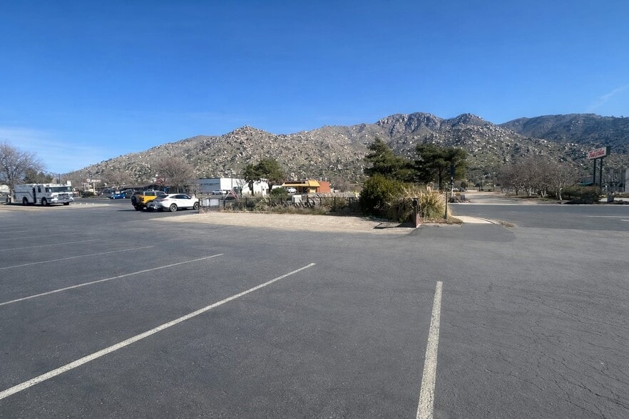 6101 Lake Isabella Blvd, Lake Isabella, CA for sale - Building Photo - Image 3 of 18