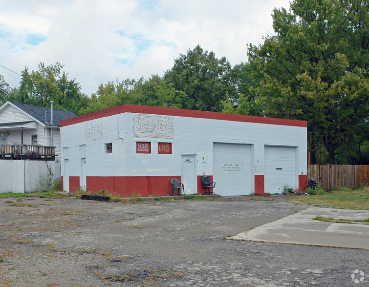 6357 W 3rd St, Dayton, OH à vendre - Photo principale - Image 1 de 1