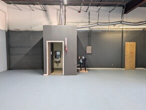 5233 IH 37, Corpus Christi, TX for lease Interior Photo- Image 1 of 5