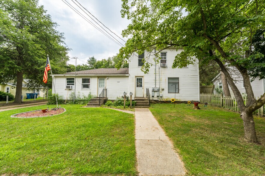 302 E Saint Marys St, Decatur, MI for sale - Building Photo - Image 2 of 5