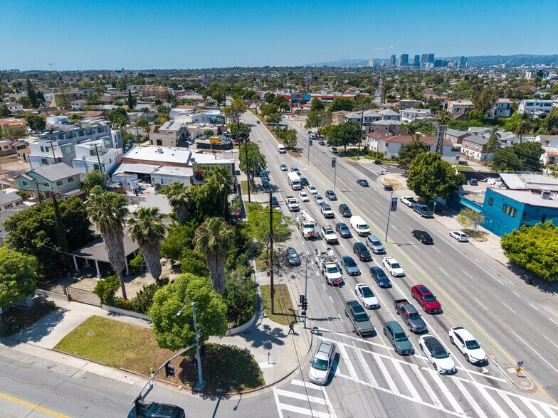 5506 Venice Blvd, Los Angeles, CA à vendre - Photo du bâtiment - Image 2 de 4