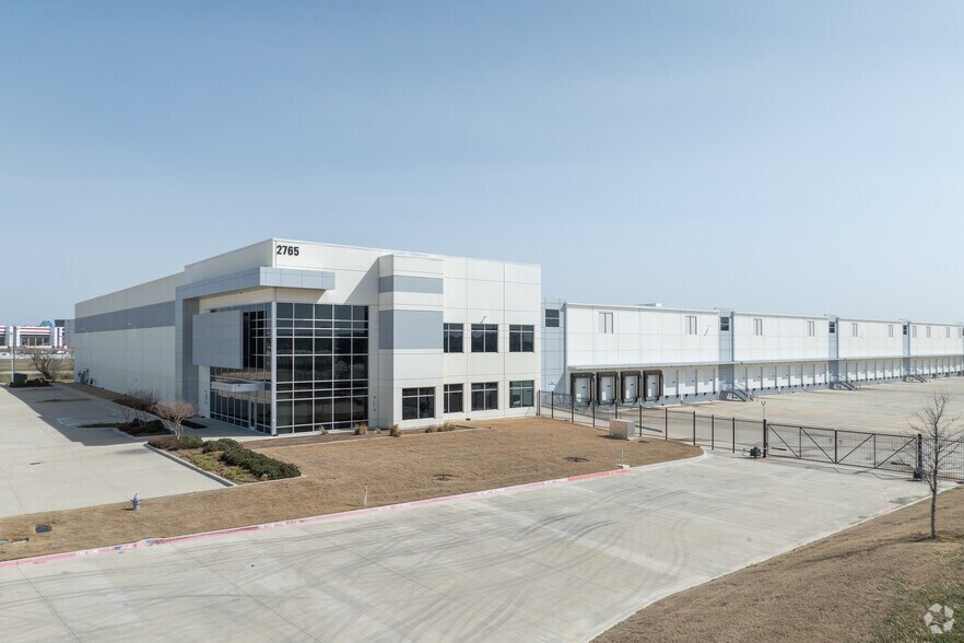 2765 Highway 114, Fort Worth, TX à louer - Photo du bâtiment - Image 1 de 1