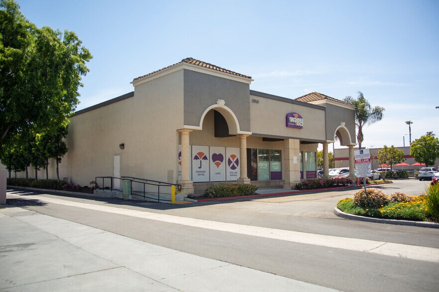13942-13982 Newport Ave, Tustin, CA à louer - Photo du bâtiment - Image 2 de 2