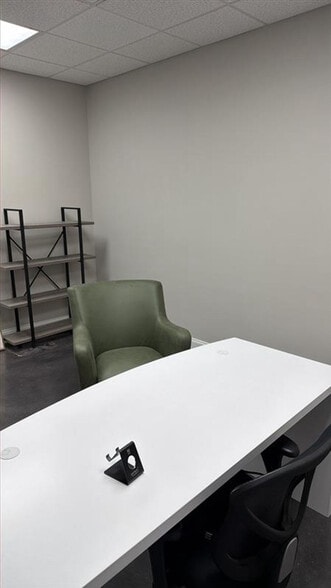 6223 Highland Place Way, Knoxville, TN à louer - Photo intérieure - Image 3 de 6