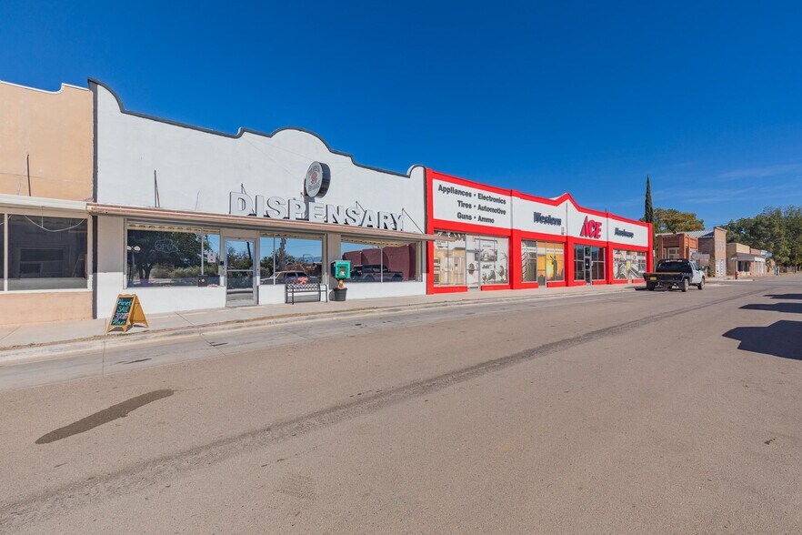 308 Granado St, Tularosa, NM à vendre - Photo du bâtiment - Image 3 de 23