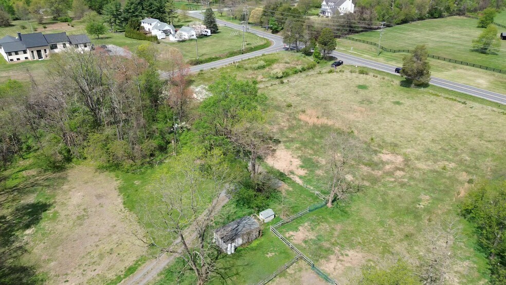 4540 Sudley Rd, Gainesville, VA à vendre - Vidéo sur l’inscription commerciale - Image 2 de 16
