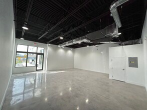 1401 NW 119TH, North Miami, FL for lease Interior Photo- Image 2 of 7