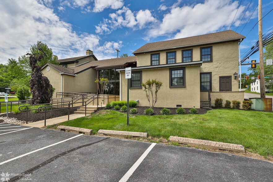 1000 Ridge Rd, Pottstown, PA for sale - Building Photo - Image 2 of 12