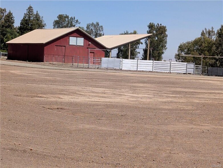 4240 Los Olivos Rd, Merced, CA à vendre - Photo du bâtiment - Image 3 de 27
