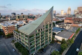 Plus de détails pour 333 E Main St, Louisville, KY - Bureau à vendre