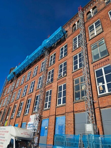 Ainsworth Rd, Manchester à louer - Photo principale - Image 1 de 3