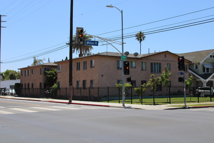 2460 Venice Blvd, Los Angeles, CA for sale - Building Photo - Image 1 of 1