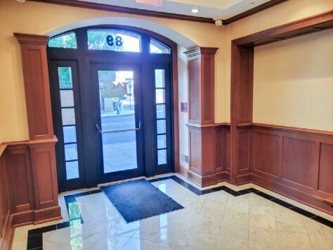 89 Summit Ave, Summit, NJ à louer - Photo intérieure - Image 3 de 16