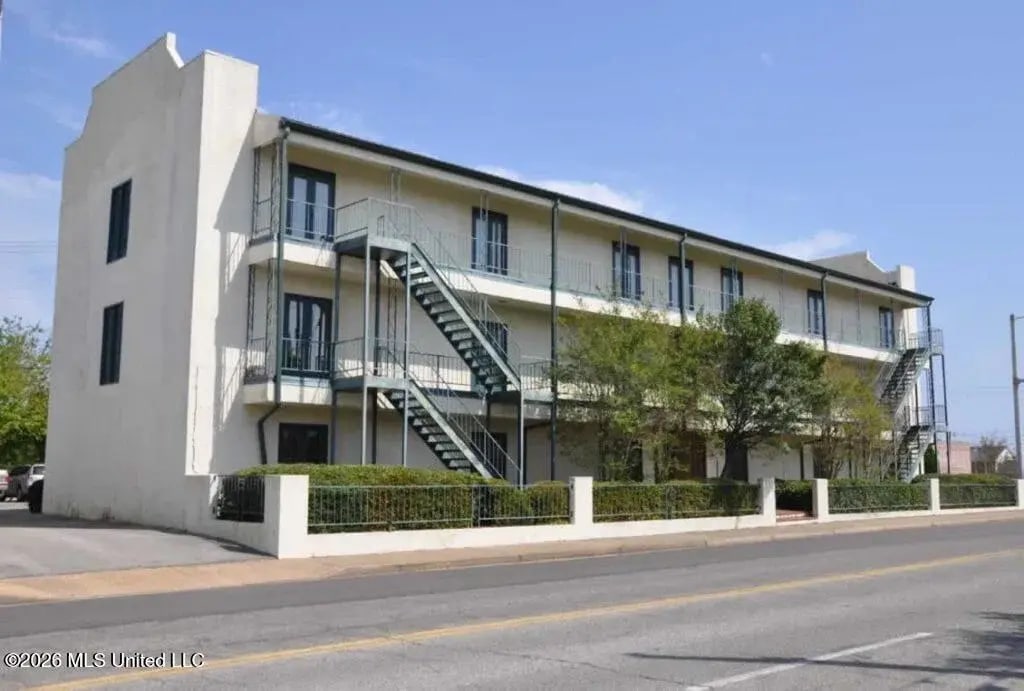 178 Main St, Biloxi, MS à louer Photo du bâtiment- Image 1 de 2