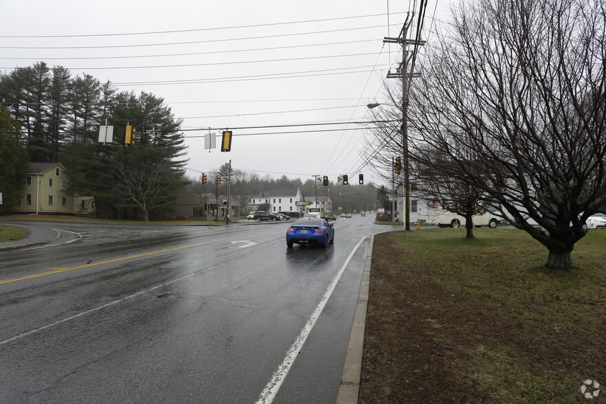 381 Bridgton Rd, Westbrook, ME for lease - Building Photo - Image 3 of 4