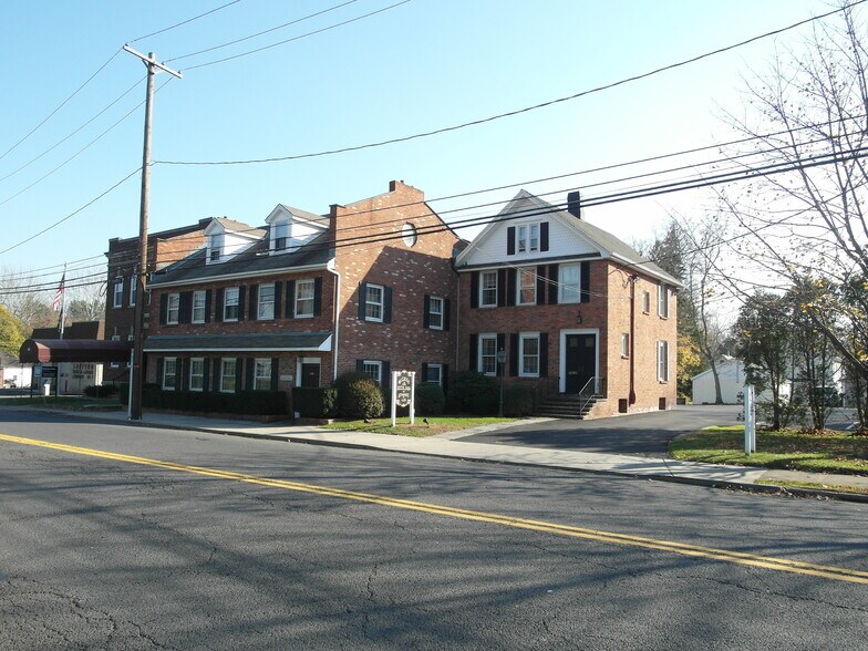 137-139 Lafayette Ave, Suffern, NY à louer - Photo du bâtiment - Image 1 de 12
