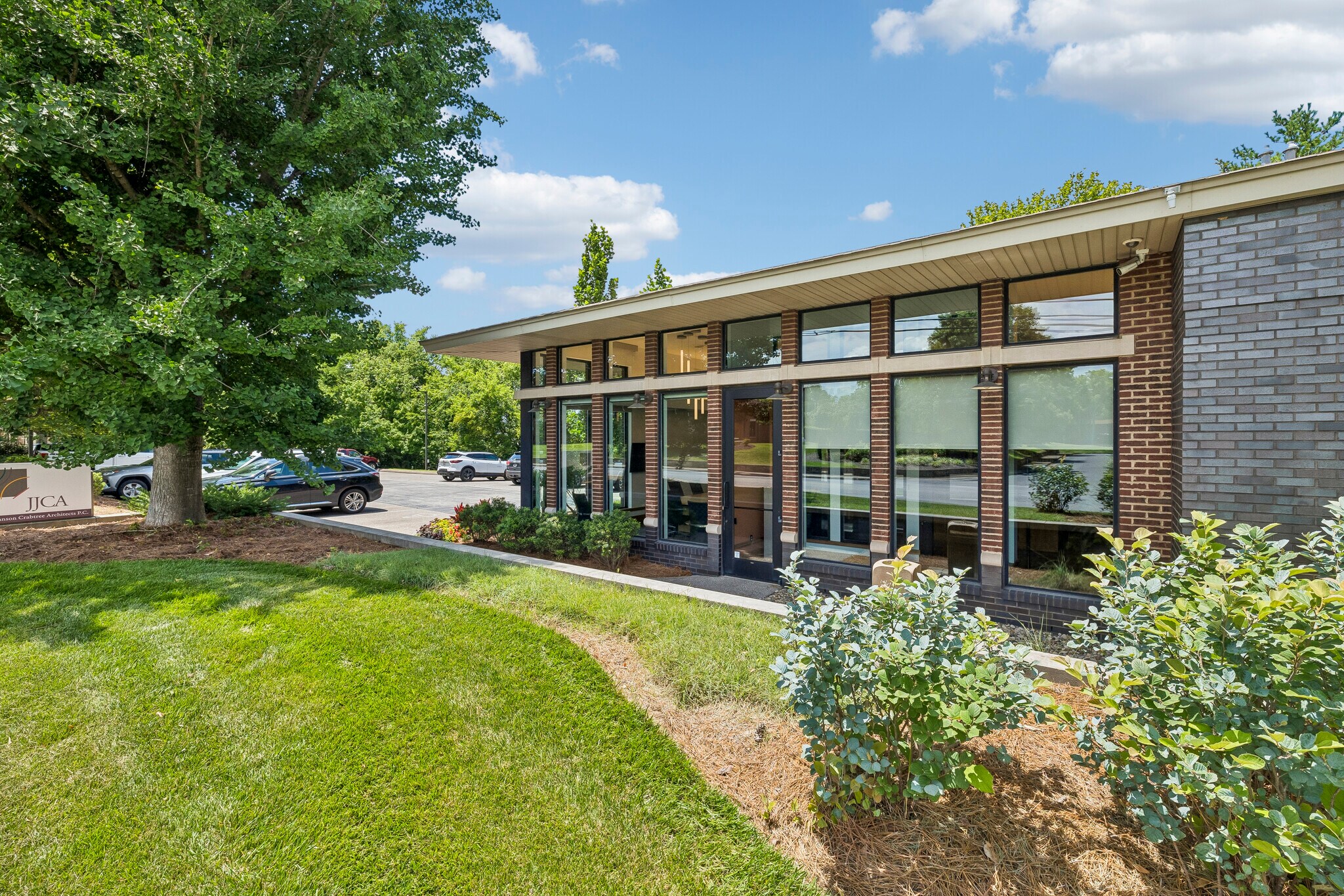 4551 Trousdale Dr, Nashville, TN for sale Building Photo- Image 1 of 8