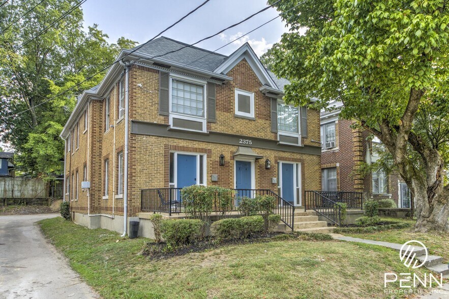 2375 Forrest Ave, Memphis, TN à vendre - Photo du bâtiment - Image 2 de 59