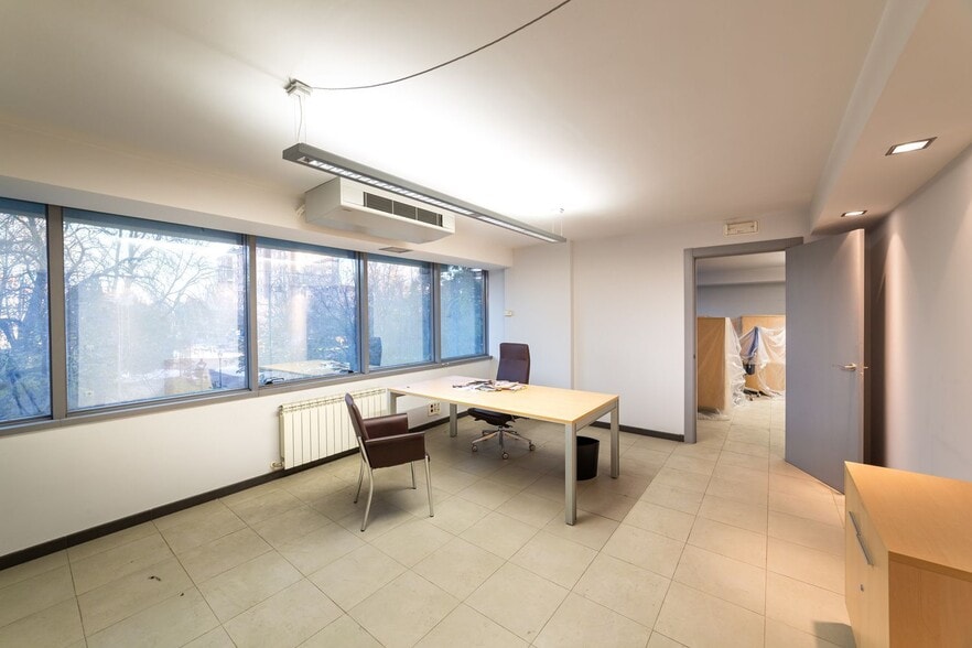 Plaza del Poniente, 5, Valladolid, Valladolid for sale - Interior Photo - Image 2 of 60