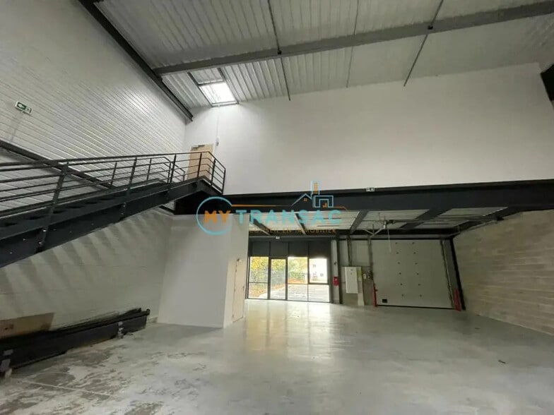 Flex dans Bondoufle à louer - Photo intérieure - Image 2 de 11