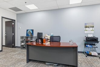 1625 Medical Center Pt, Colorado Springs, CO for lease Interior Photo- Image 2 of 12