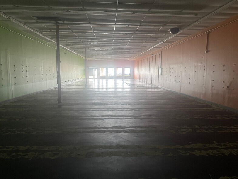 29 Sgt Prentiss Dr, Natchez, MS for lease - Building Photo - Image 2 of 4